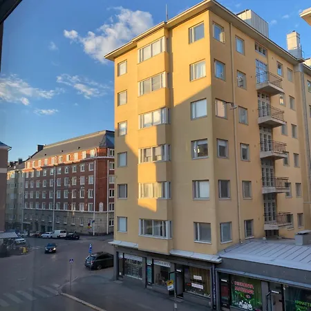 Cozy Kallio Studio, Eat, Explore, Commute Easy Apartment Helsinki