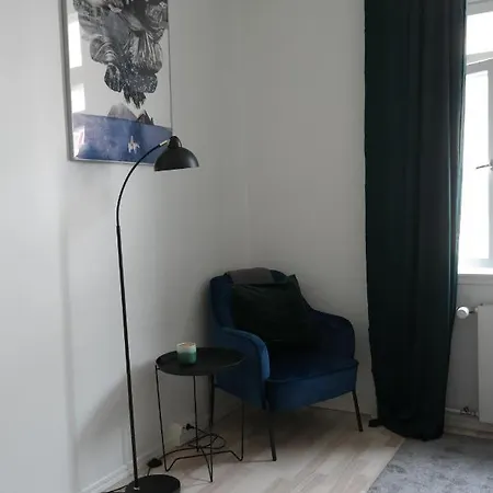 Cozy Kallio Studio, Eat, Explore, Commute Easy Huoneisto Helsinki