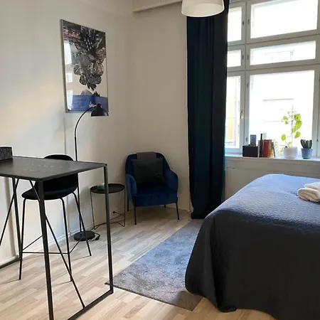 Huoneisto Cozy Kallio Studio, Eat, Explore, Commute Easy Helsinki